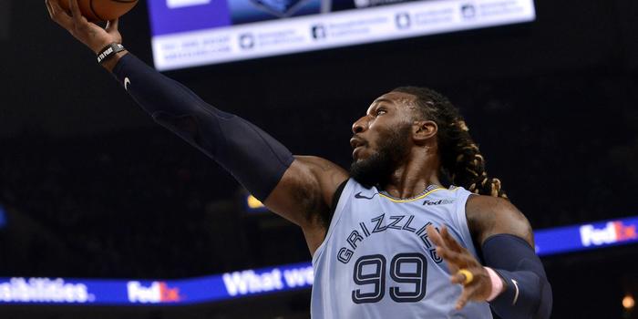  莫兰特压哨三分绝杀灰熊，终结连败颓势