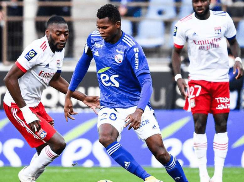  姆巴佩戴帽助球队大胜斯特拉斯堡  